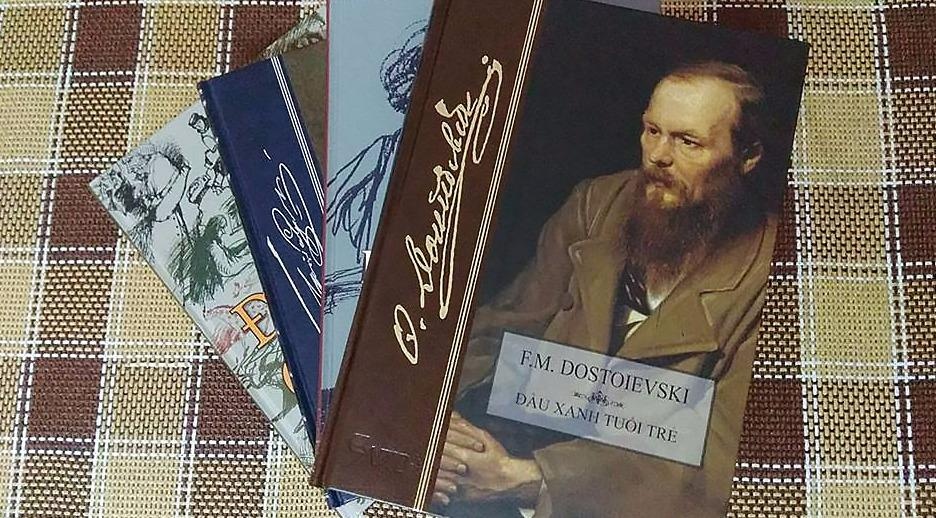 Ra mat 4 dau sach dich tieng Nga: Noi tiep nhip cau van hoc hai nuoc hinh anh