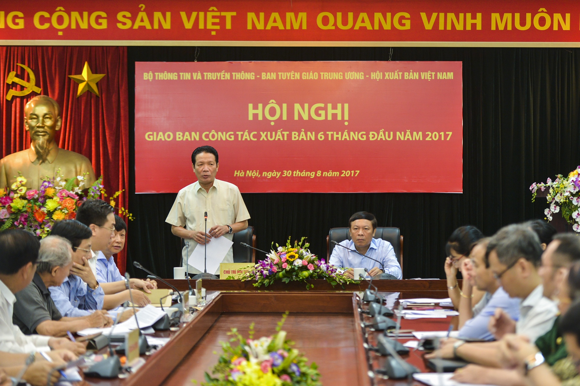 Sách vi phạm, Cục Xuất bản ảnh 1 Sach vi pham, Cuc Xuat ban anh 1