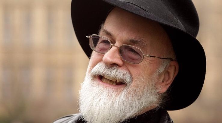 Nha van mong nhung tac pham do dang bi pha huy bang xe lu hinh anh