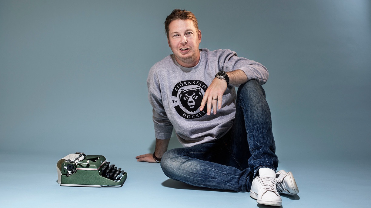 gioi thieu sach Nguoi dan ong mang ten Ove anh 2