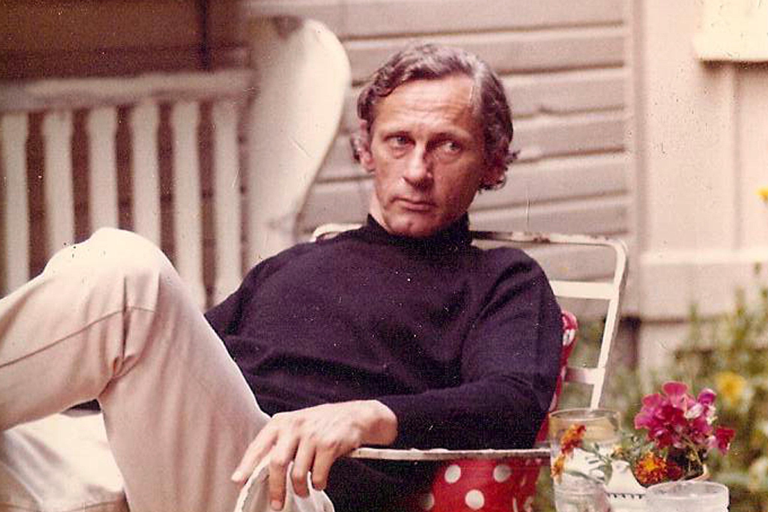 Don Delillo: Nguoi tao nen buc chan dung da mau sac cua nuoc My hinh anh