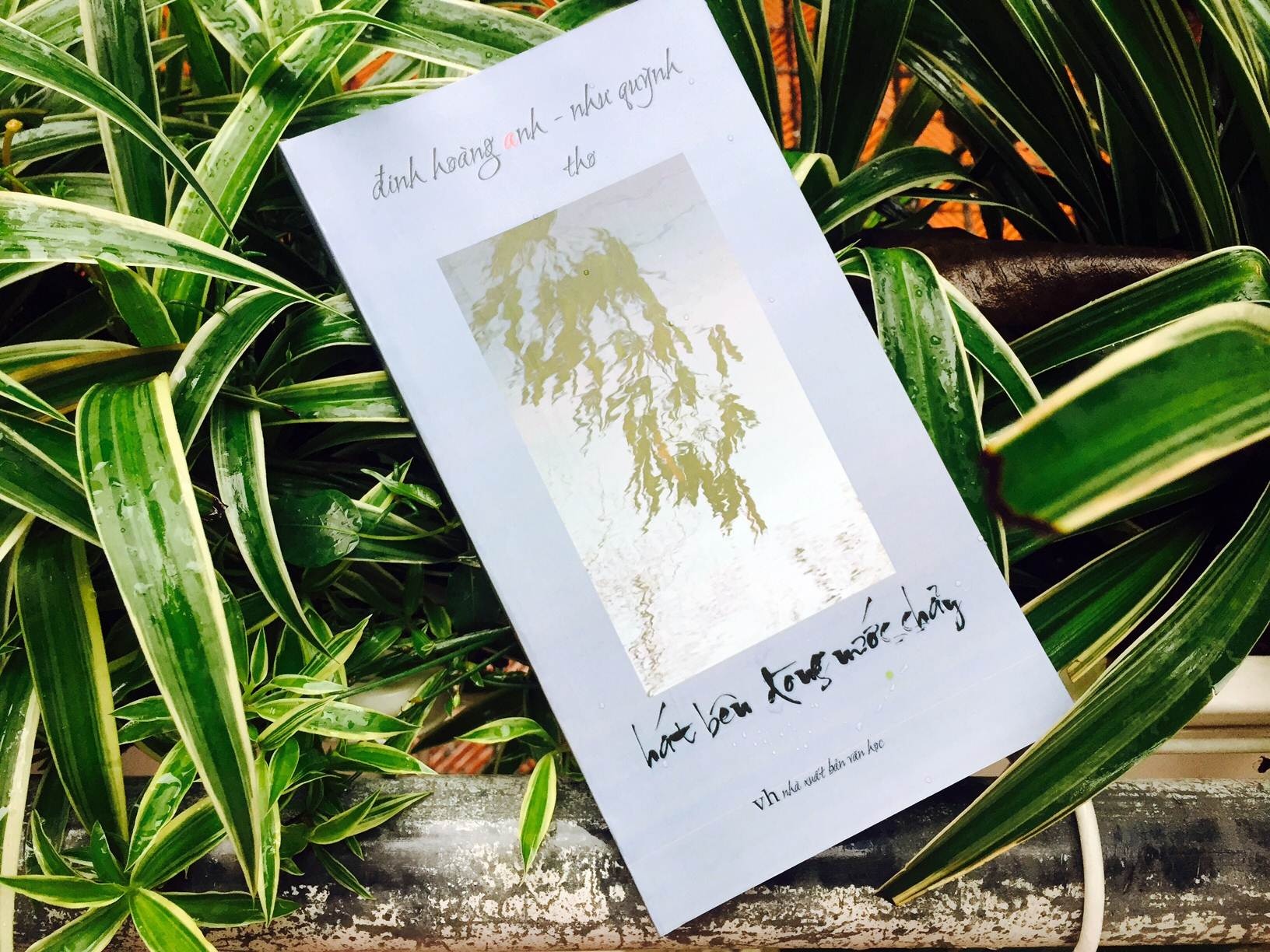 Tho va thien trong 'Hat ben dong nuoc chay' hinh anh