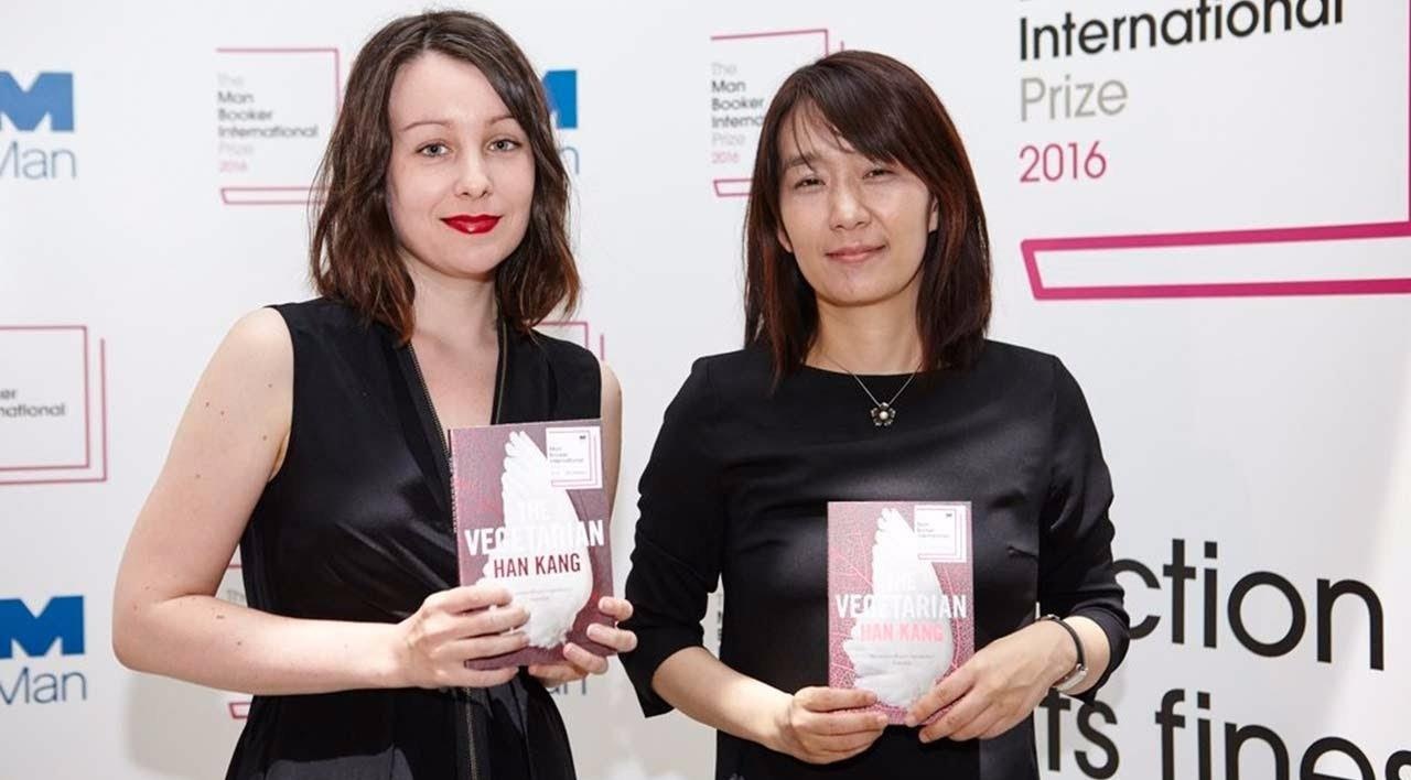 Tranh cai quanh ban dich tac pham doat giai Man Booker hinh anh