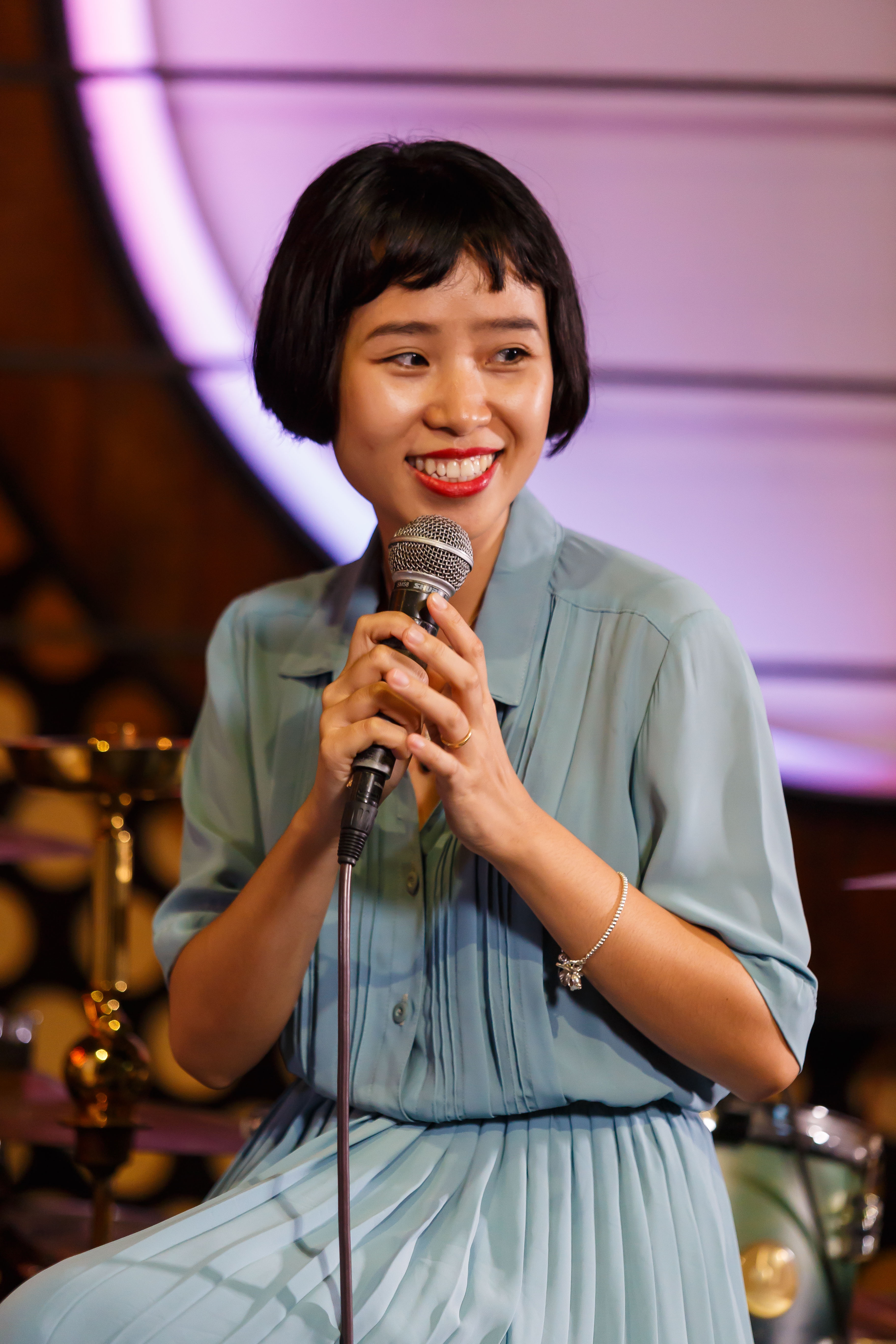 Sách Nhà có hai người ảnh 1 Sach Nha co hai nguoi anh 1