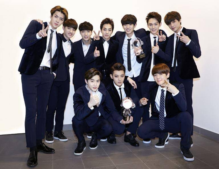 Kpop tuyen thuc tap sinh tai Viet Nam va he luy anh 2