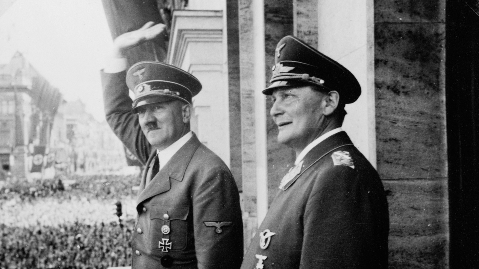 5 bi mat dong troi van hoc anh 4