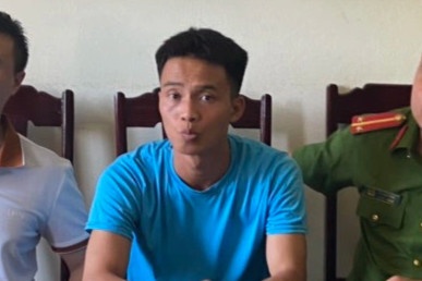 Khoanh khac Trieu Quan Su bi bat hinh anh