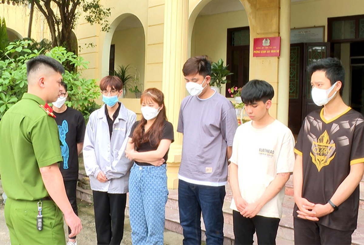 Ban the ngan hang co the xu ly hinh su anh 2