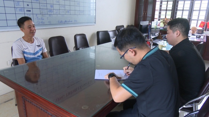 Sa luoi sau 30 nam lan tron tren bien hinh anh