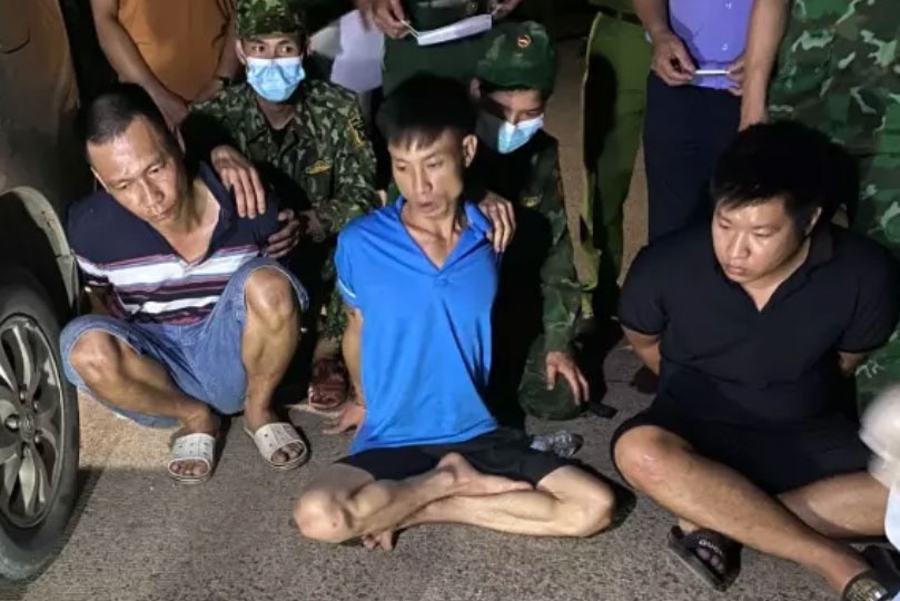 Doi tuong buon ma tuy bat khoc nuc no ben me gia hinh anh