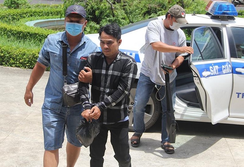 Đề nghị truy tố kẻ sát hại 3 người gia đình vợ cũ ảnh 2 De nghi truy to ke sat hai 3 nguoi gia dinh vo cu anh 2
