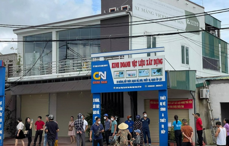 Dieu tra cap vo chong bi to chiem doat hang chuc ti dong anh 1