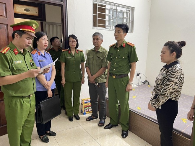 ừqfq ảnh 1 uqfq anh 1