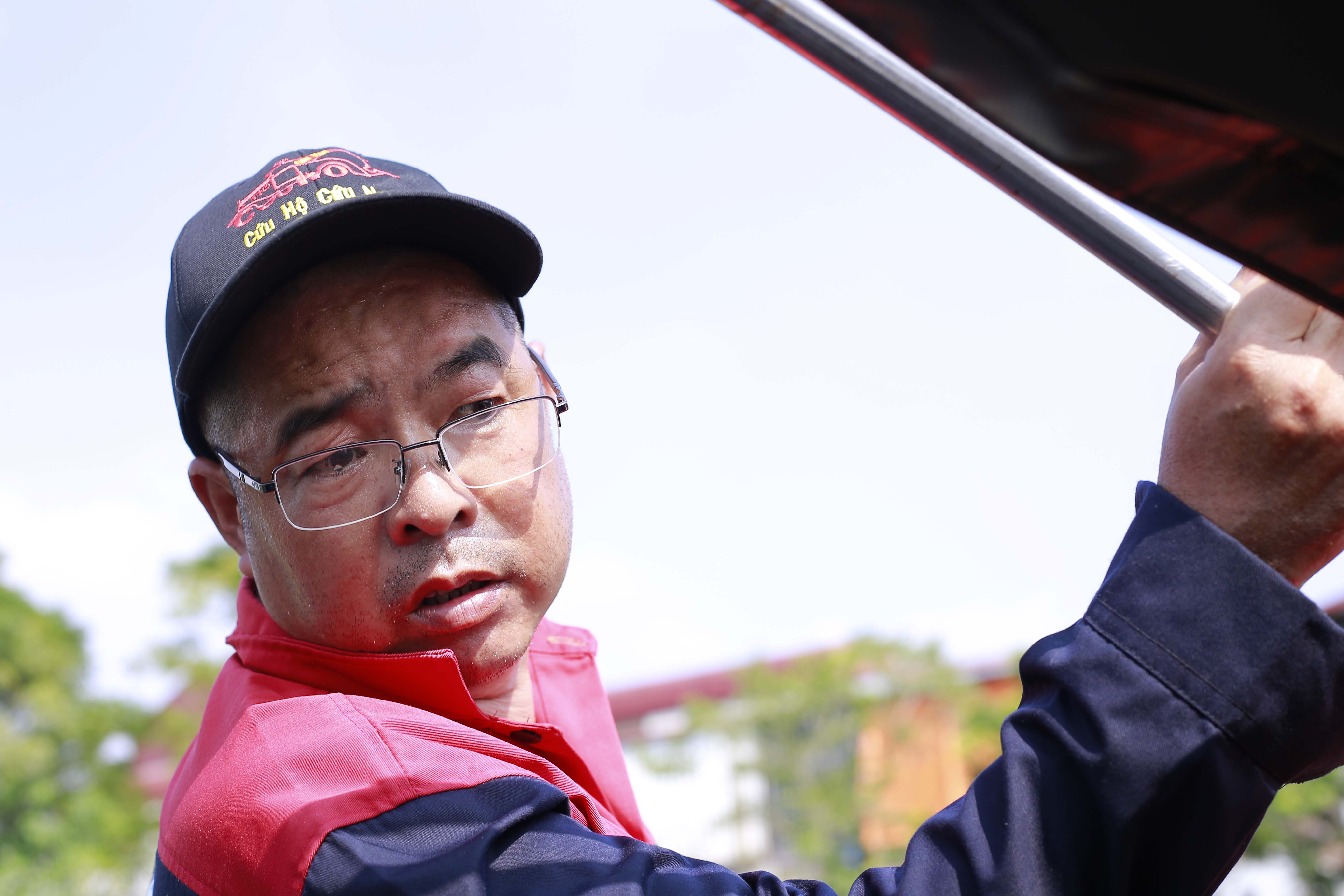 Co gai mat tich anh 4