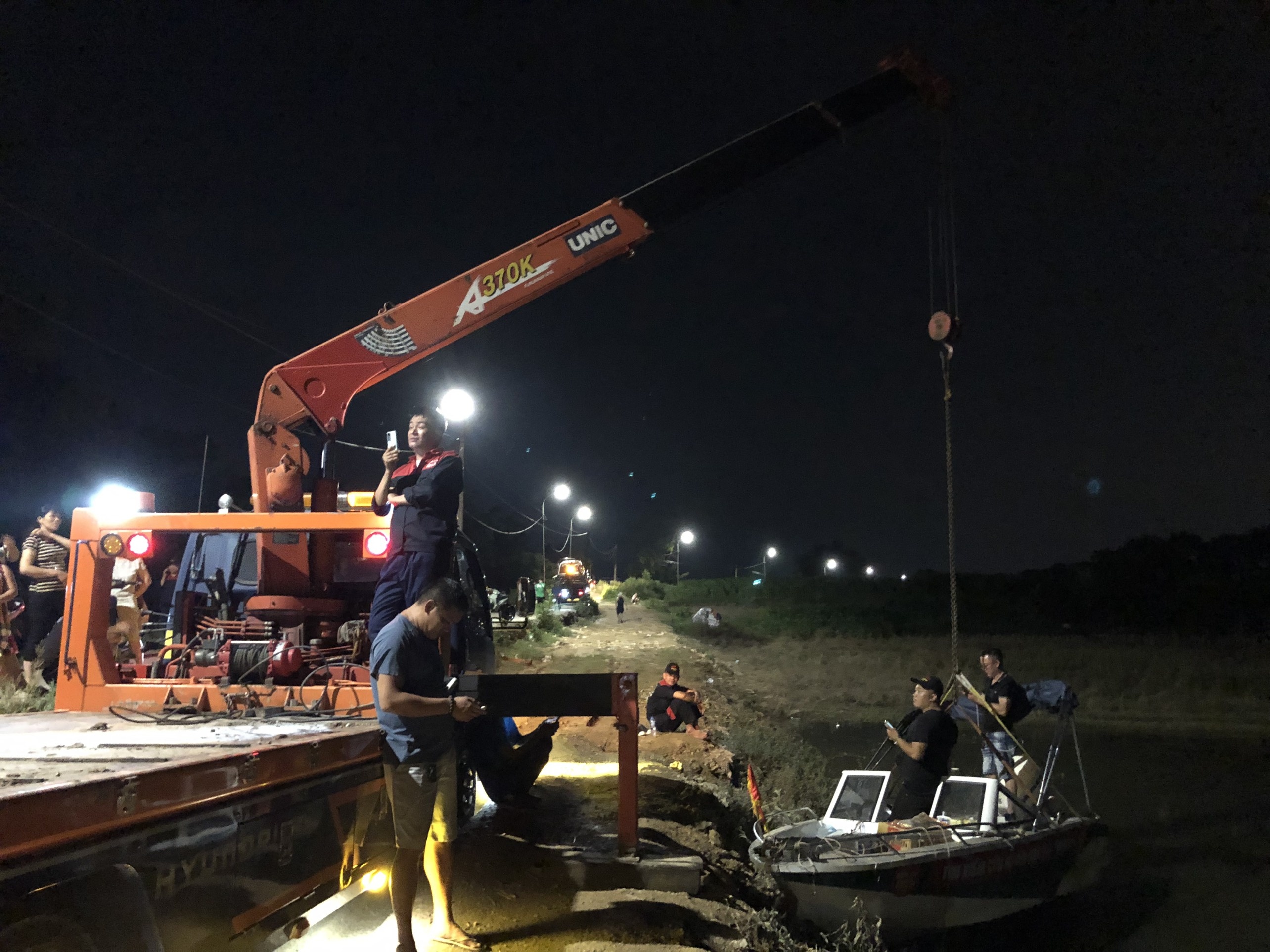 Co gai mat tich anh 10