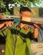 Trang phuc Cong an anh 1