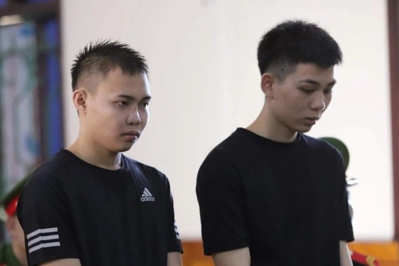 Dam chet nguoi vi bi tat dau xe o Ha Tinh hinh anh