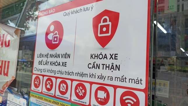 bị trộm 6 xe máy ảnh 2 bi trom 6 xe may anh 2