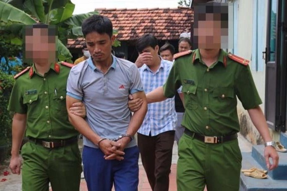 Bat khan cap ke giet nguoi roi giau xac ven duong o Vinh Phuc hinh anh