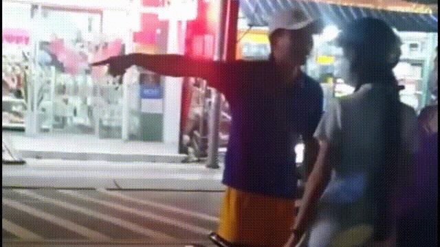 Nguoi phu nu bi danh sau va cham giao thong o Binh Duong hinh anh