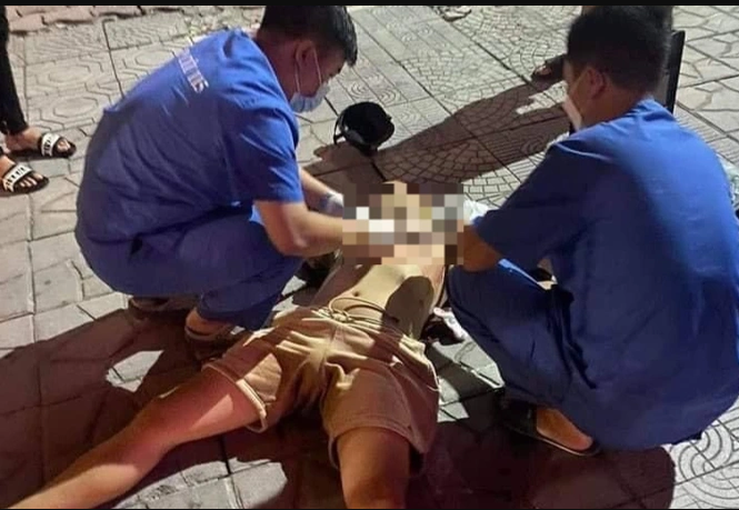 Nam thanh nien bi dam o pho Lang Ha da tu vong hinh anh