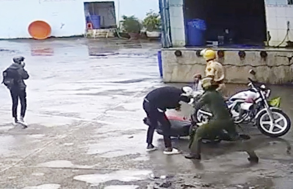 cảnh sát,  học sinh,  Sóc Trăng ảnh 1 canh sat,  hoc sinh,  Soc Trang anh 1