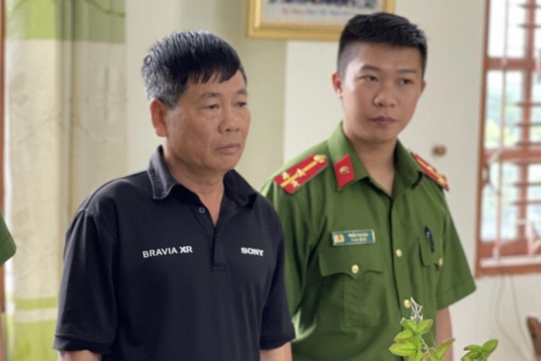 Bat nguyen Chi cuc truong Chi cuc du tru Nha nuoc Moc Chau hinh anh