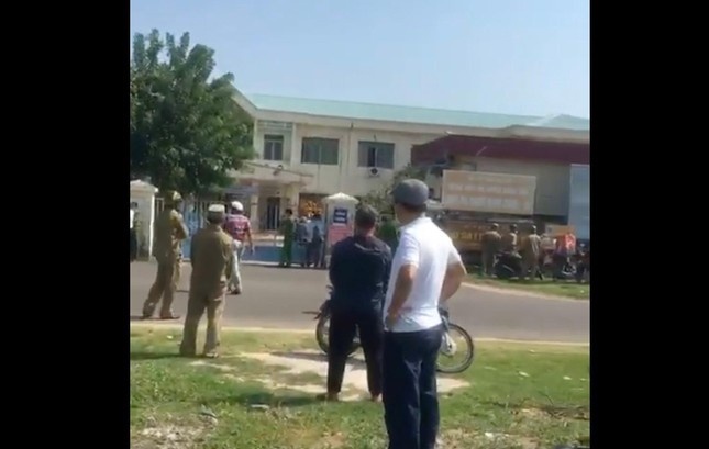 Hoàng Công Trọng ảnh 1 Hoang Cong Trong anh 1