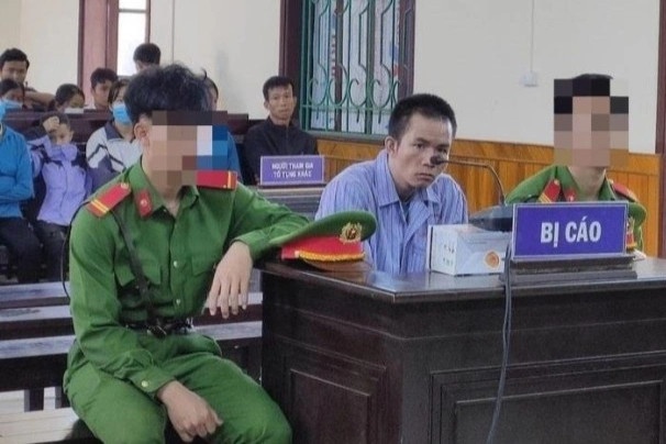 Dung dao giet hang xom, nguoi dan ong lanh an hon 16 nam tu hinh anh