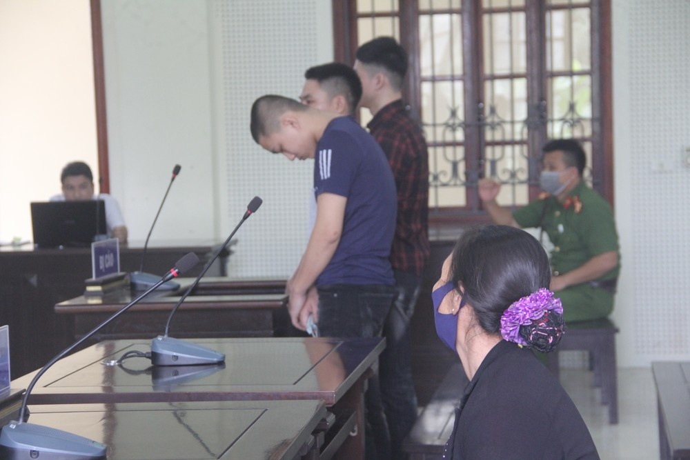 Con buon ma tuy anh 2