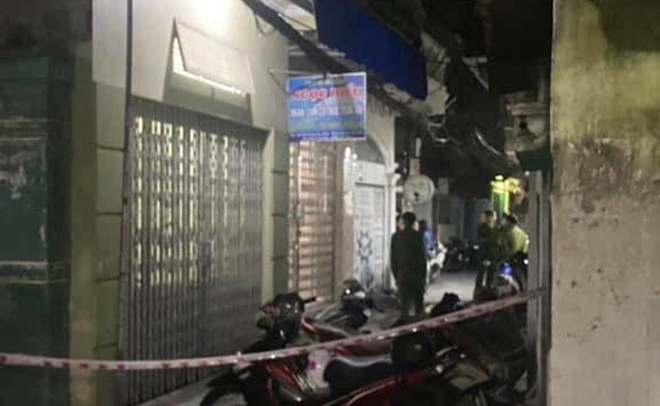 Nguoi phu nu bi dam tu vong tai phong tro hinh anh