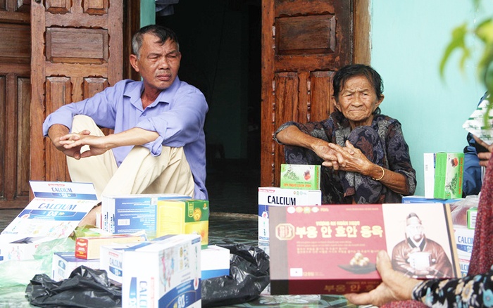 lừa đảo người già ảnh 1 lua dao nguoi gia anh 1