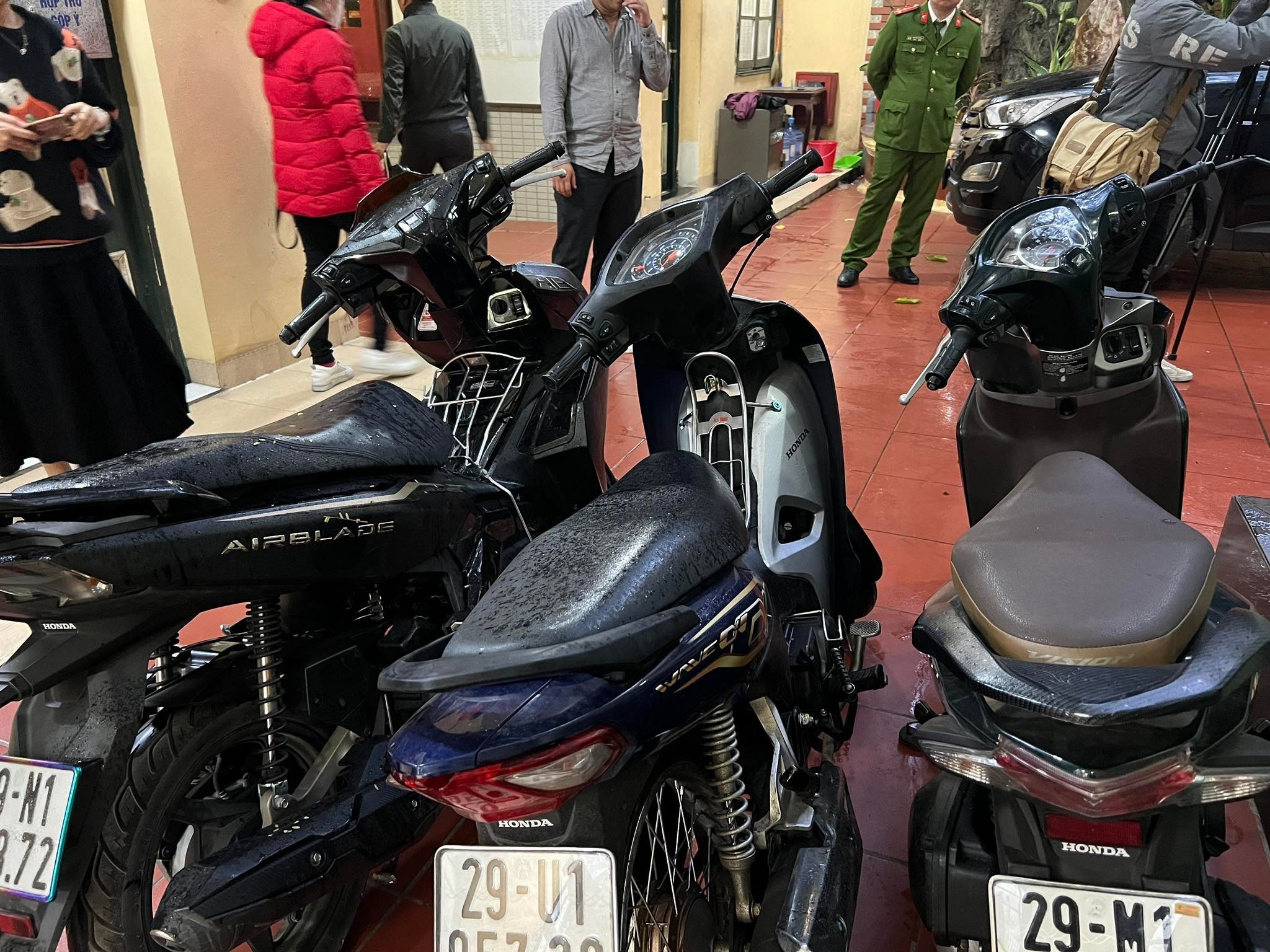 thieu nien trom cap anh 1