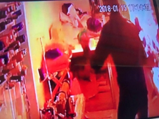 Iredale Gary giết người ảnh 2 Iredale Gary giet nguoi anh 2