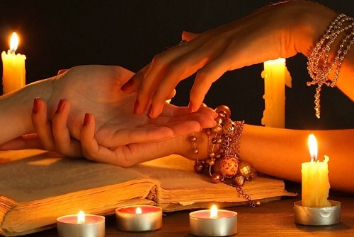 Nguoi hanh nghe me tin di doan bi xu ly nhu the nao? hinh anh