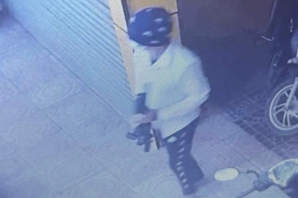 Camera ghi hinh vu cuop tai san o cua hang The Gioi Di Dong hinh anh