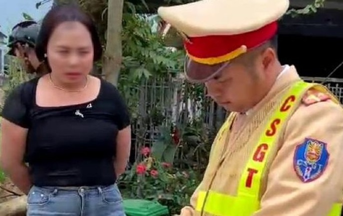 Tam giu nguoi phu nu lang ma, doi 'hon cho den chet' CSGT hinh anh