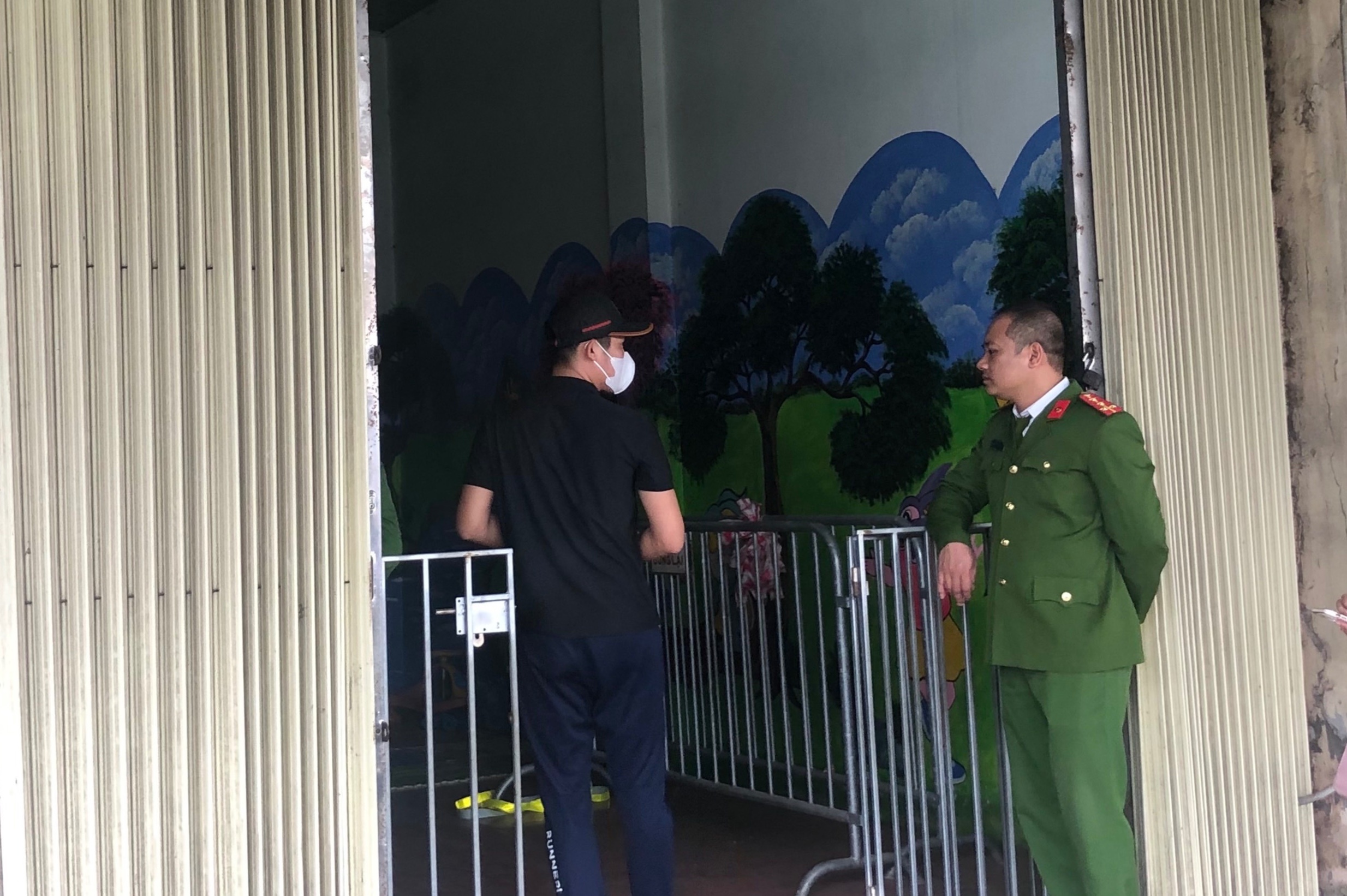 Noi be trai 17 thang tuoi bi danh dap hinh anh