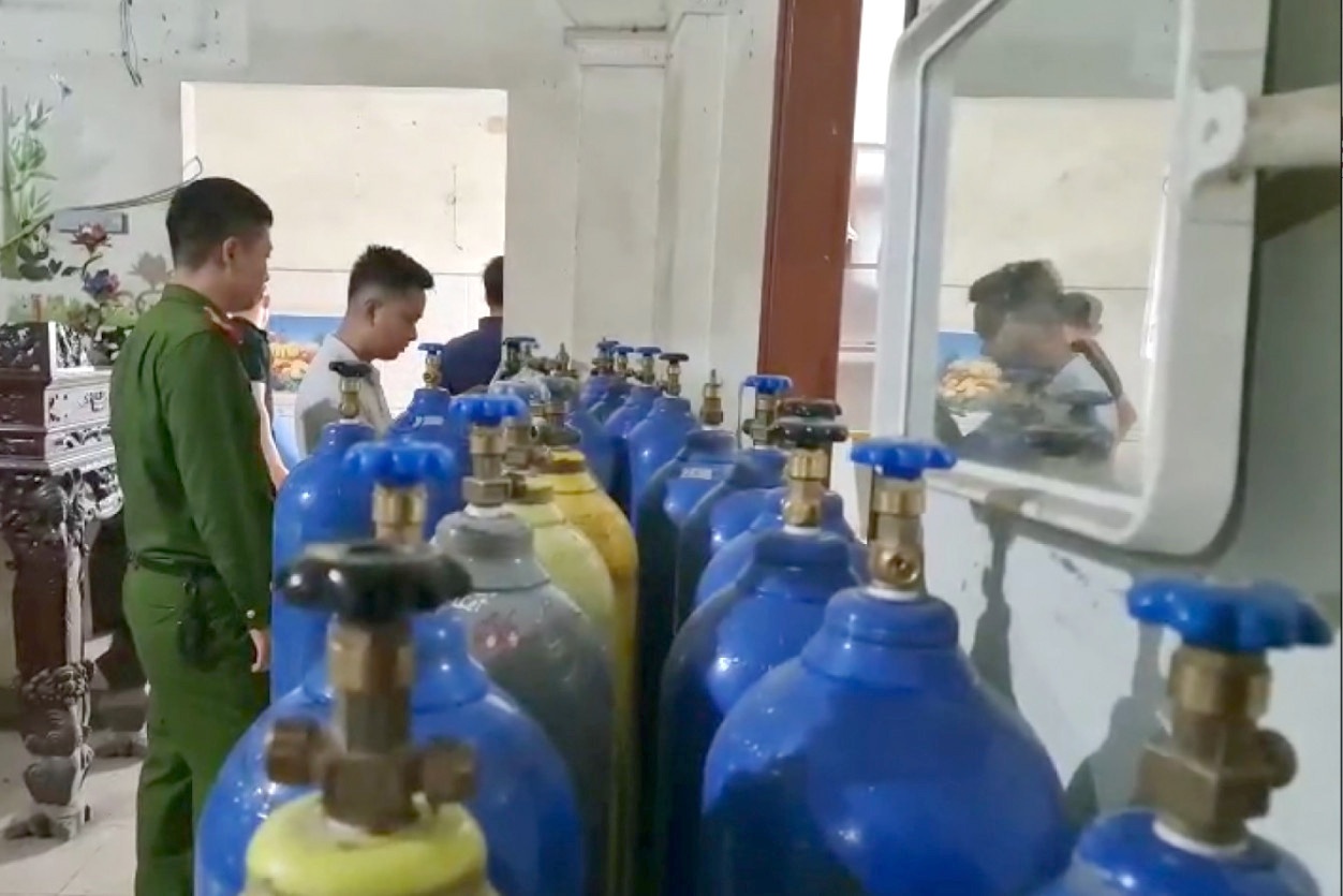 Sang chiet bong cuoi anh 1