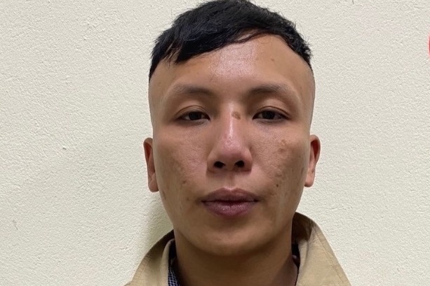 Cuop ke dao vao co, yeu cau chu nha quan he tinh duc hinh anh