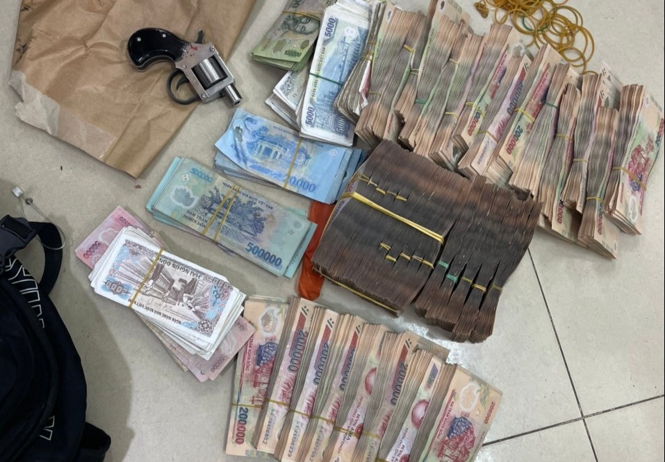 Cuop Sacombank anh 2