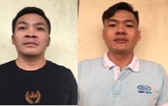 Lai oto Camry dam tu vong nguoi do mau thuan hinh anh