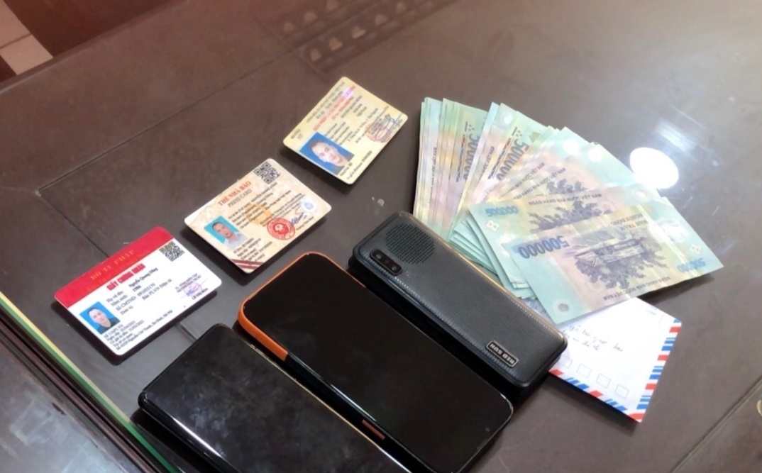 Khoi to nhom tong tien nhieu chu tich phuong o Ha Noi hinh anh