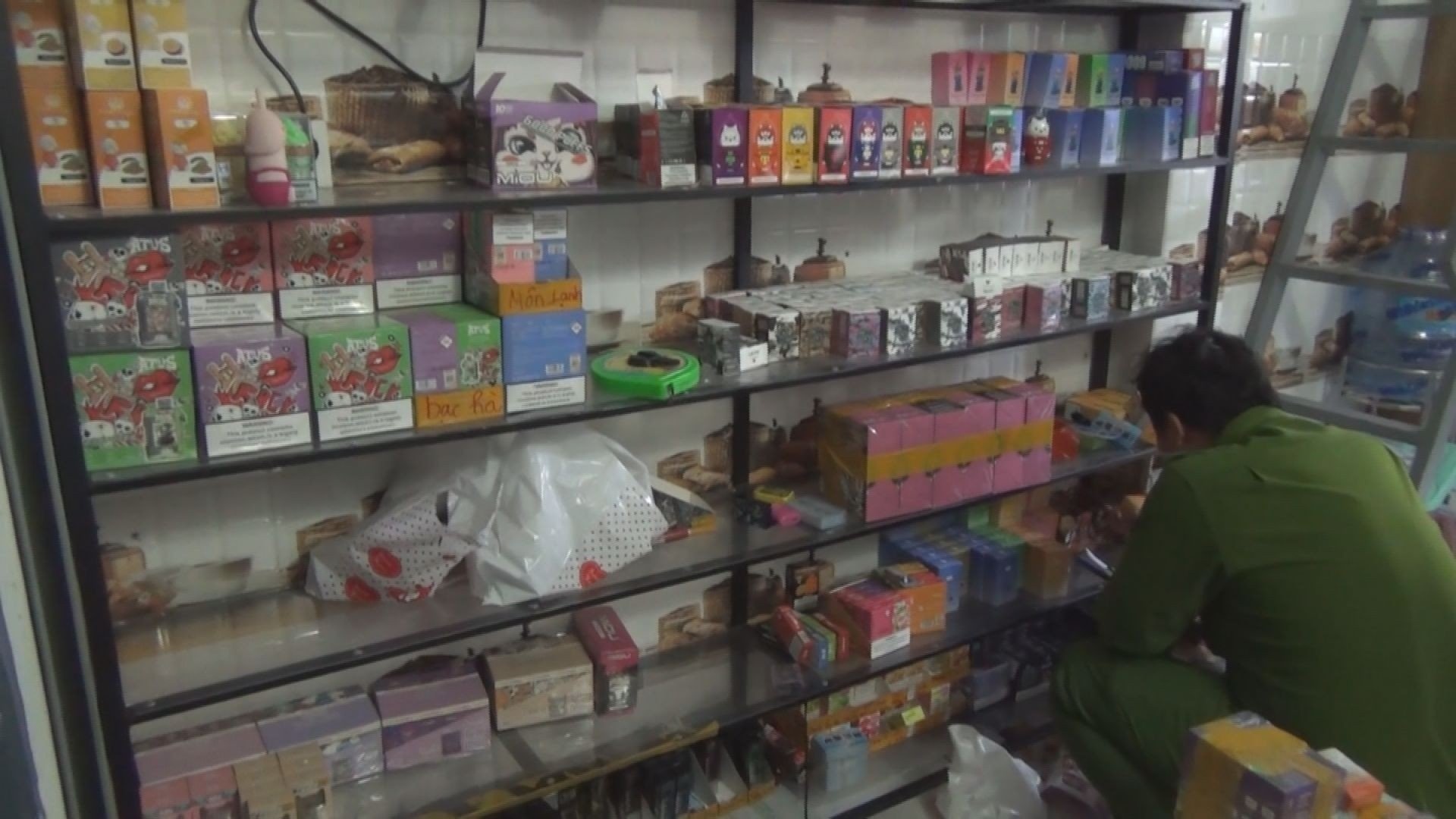 Phat hien hang tram cay thuoc la dien tu chua ma tuy hinh anh