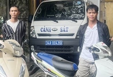 Rang sang mang dao chan duong cuop xe may cua nguoi phu nu hinh anh