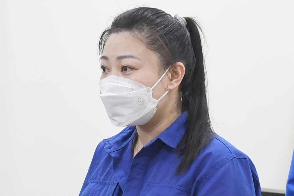 Loi khai cuu dai uy cong an Le Thi Hien hinh anh