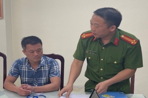 Khoi to 2 nguyen lanh dao Trung tam Phat trien quy dat o Ha Nam hinh anh