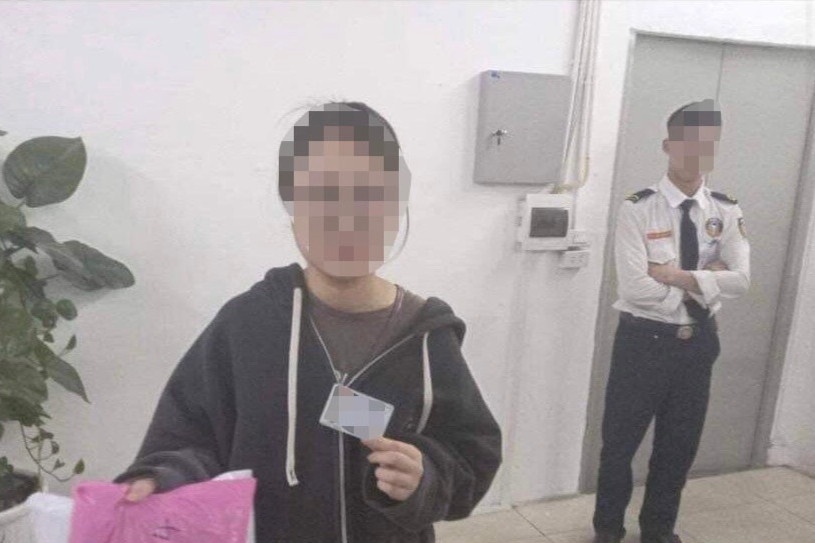Co gai 21 tuoi bi to chuyen trom do o cac chung cu hinh anh