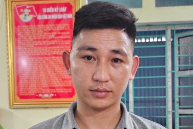 Nem vo dau doi phuong do nghi bi nhin deu hinh anh