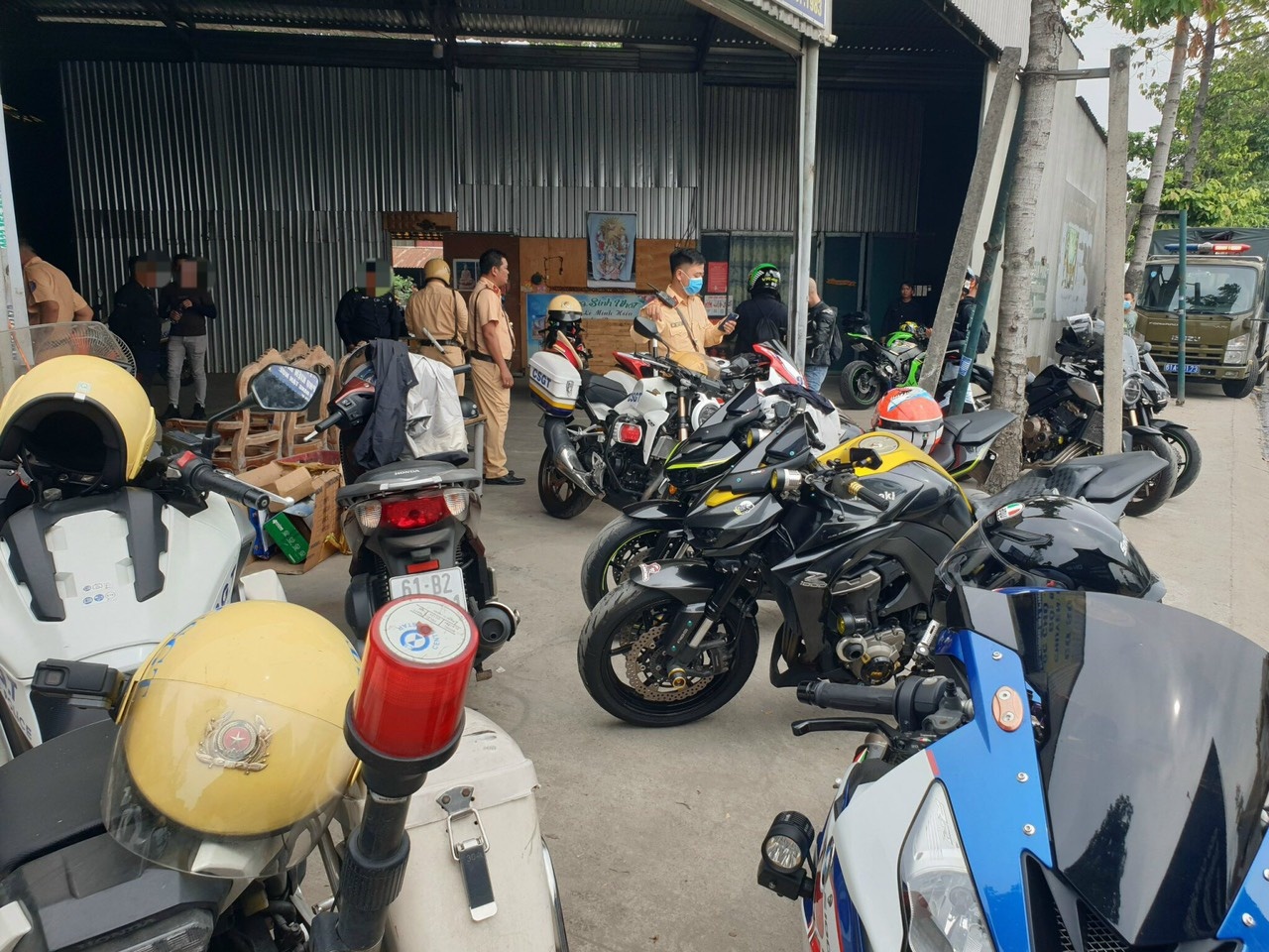 Môtô phân khối lớn ảnh 1 Moto phan khoi lon anh 1